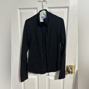 Lululemon Define jacket! Size 6, worn and stretchy
